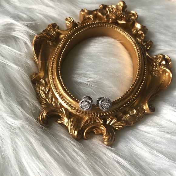 Engagement 18K White Gold Natural Diamonds Stud Earrings - Picture 1 of 8